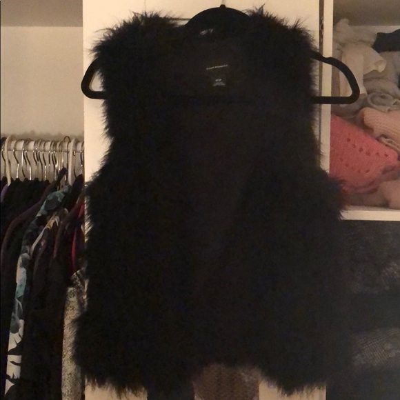 Club Monaco black fur vest - Picture 4 of 5